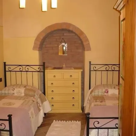 Casa Il Fileno Lovely In Medieval Alto * تْشيرتالدو